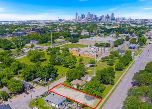 Property at 1724 Jb Jackson Jr Blvd Unit J, Dallas, TX 75210