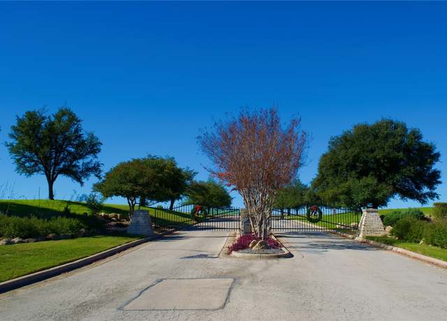 Property at 377 Heritage Loop, Hutto, TX 78634