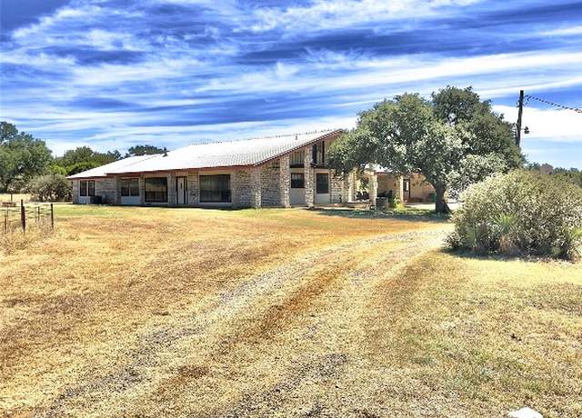 Property at 313 Rawhide Rd, Burnet, TX 78611, 4 beds, 2.5 baths