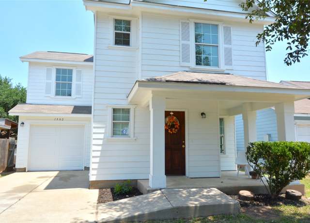 Property at 1902 Tranquilo Trl, Austin, TX 78744, 3 beds, 2.5 baths