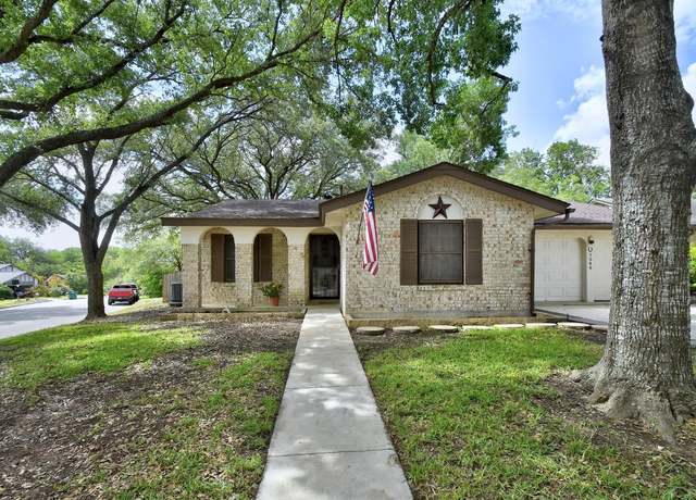 Property at 7546 Leafy Hollow Ct, Live Oak, TX 78233, 4 beds, 2 baths