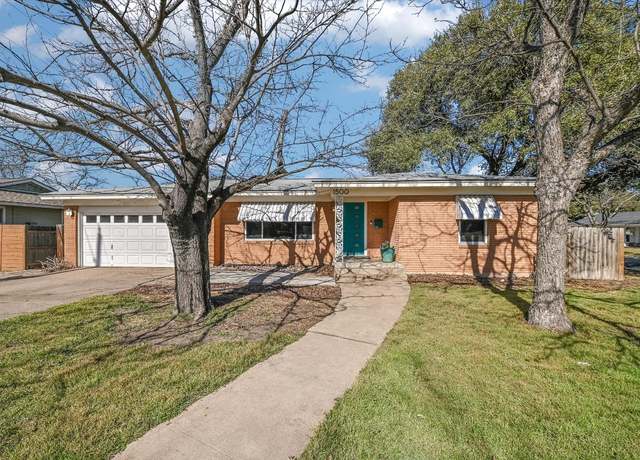 Property at 1500 Villanova Dr, Austin, TX 78757, 5 beds, 3 baths