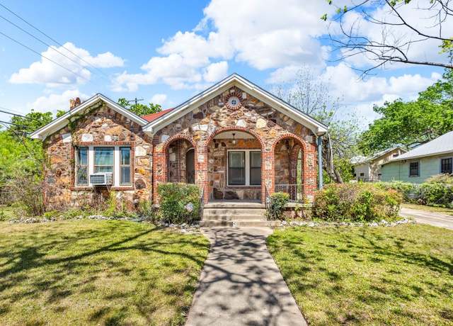 Property at 900 E 37th St, Austin, TX 78705, 5 beds, 3 baths