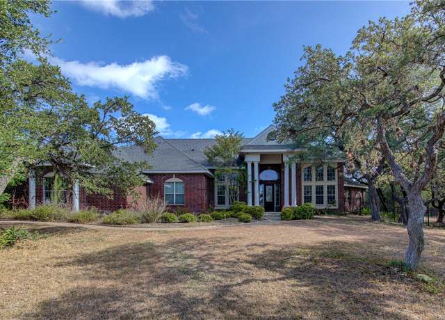 Property at 465 Hannah Dr, Dripping Springs, TX 78620, 5 beds, 3 baths