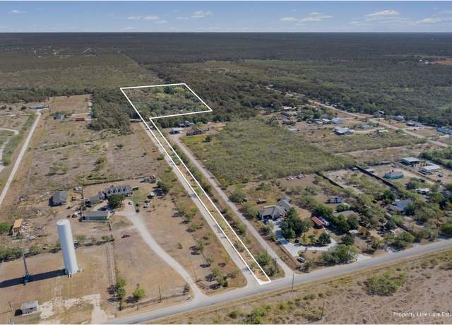 Property at 270 Rio Vista Rd, Lockhart, TX 78644, 3 beds, 2 baths