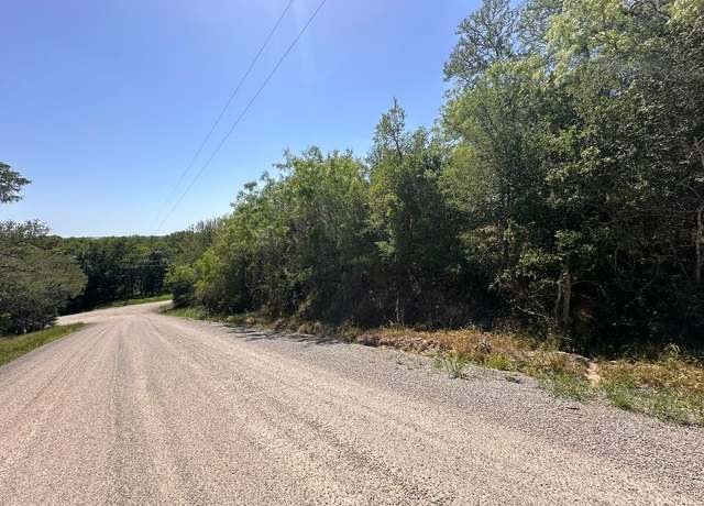 Property at 150 Waikiki Dr, Bastrop, TX 78602