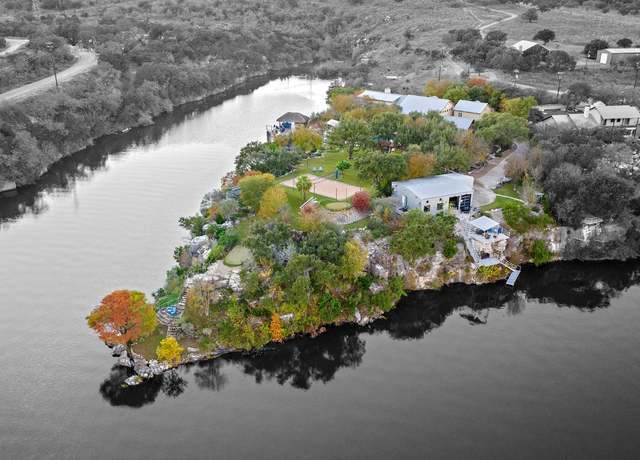 Property at 1450 Los Escondidos St, Marble Falls, TX 78654, 7 beds, 5 baths