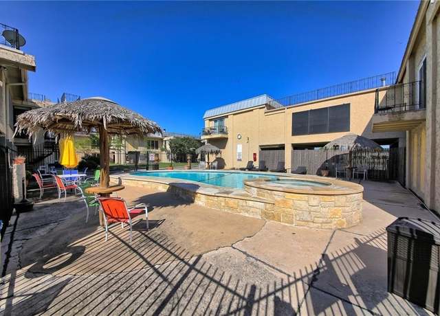 Property at 5804 Circulo Cv Unit 8H, Lago Vista, TX 78645, 3 beds, 3 baths