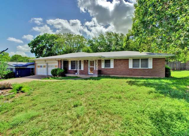 Property at 11907 Oak Trl, Austin, TX 78753, 3 beds, 2 baths