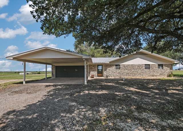 Property at 14615 Armstrong Rd, Salado, TX 76571, 3 beds, 2 baths