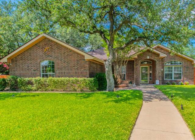 Property at 104 Jesse James Dr, Nolanville, TX 76559, 4 beds, 2.5 baths