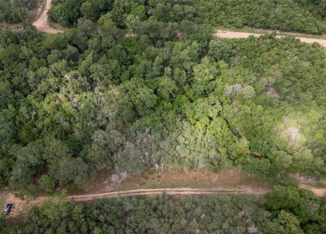 Property at 108 E Ahupu Ln, Bastrop, TX 78602