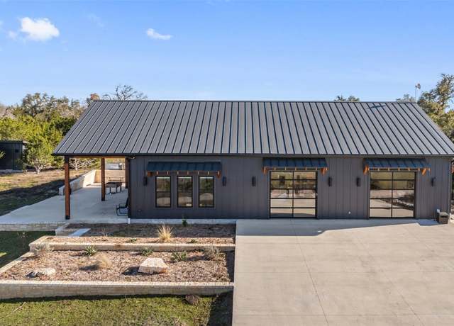 Property at 780 Skyline Dr, Blanco, TX 78606, 1 bed, 1.5 baths