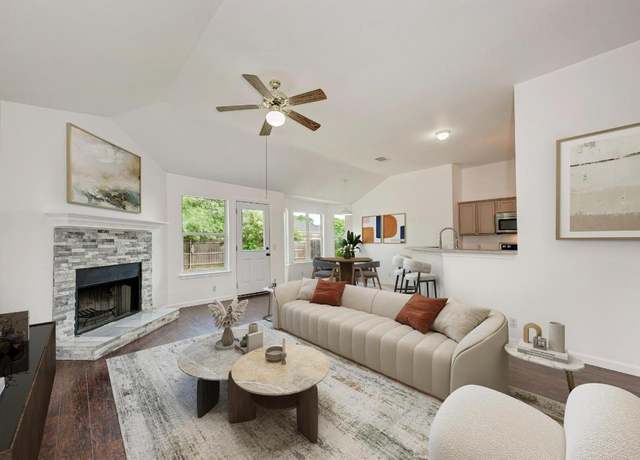 Property at 613 Los Robles Rd, Leander, TX 78641, 4 beds, 2 baths