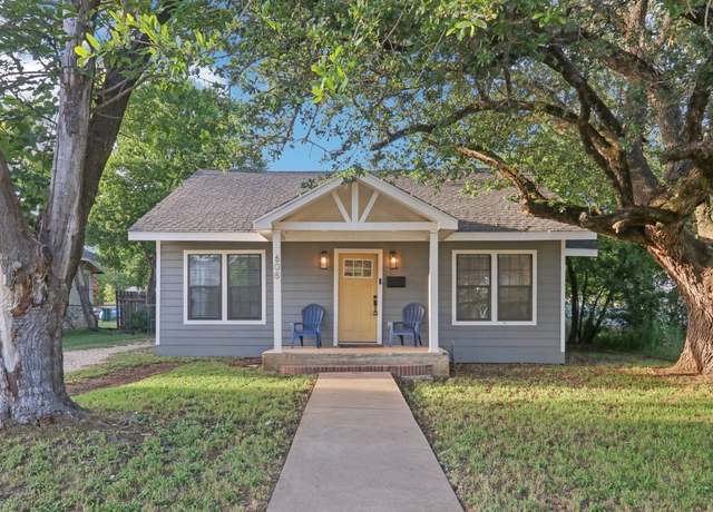 Property at 608 E 13th Ave, Belton, TX 76513, 3 beds, 2 baths
