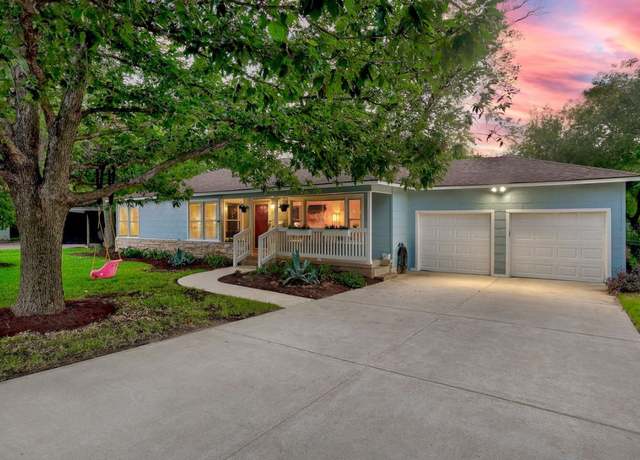 Property at 6200 Wynona Ave, Austin, TX 78757, 4 beds, 2 baths