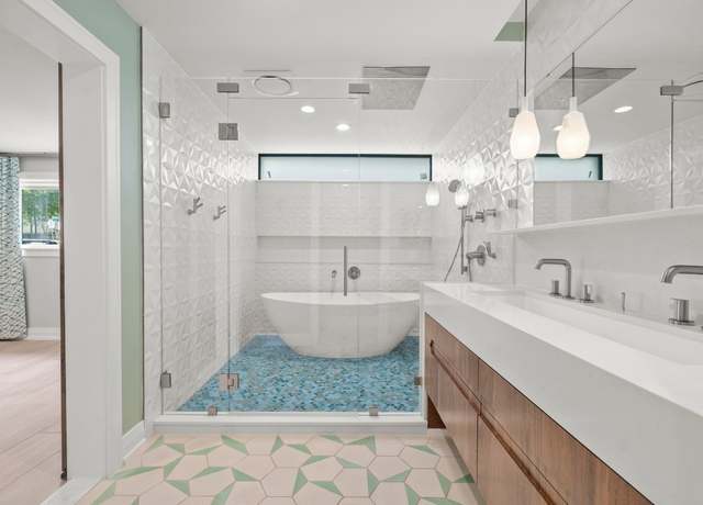 Property at 8003 Texas Plume Rd, Austin, TX 78759, 4 beds, 2.5 baths