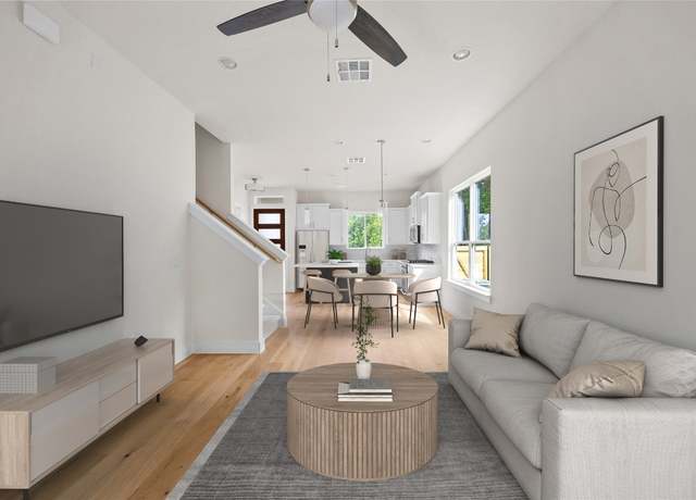 Property at 760 Mansell Dr, Austin, TX 78702, 3 beds, 2.5 baths