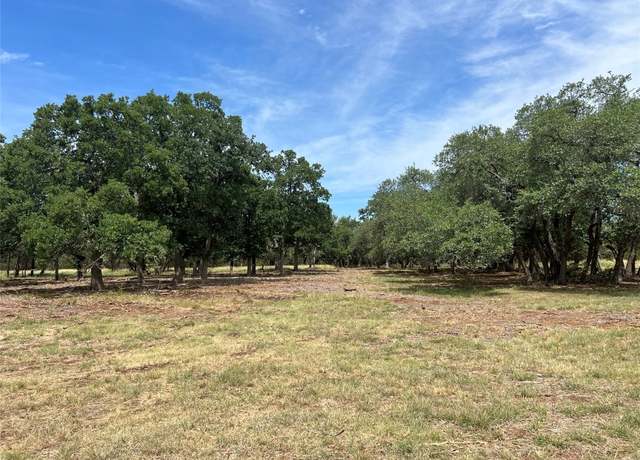 Property at 203 N Creekwood Dr, Driftwood, TX 78619