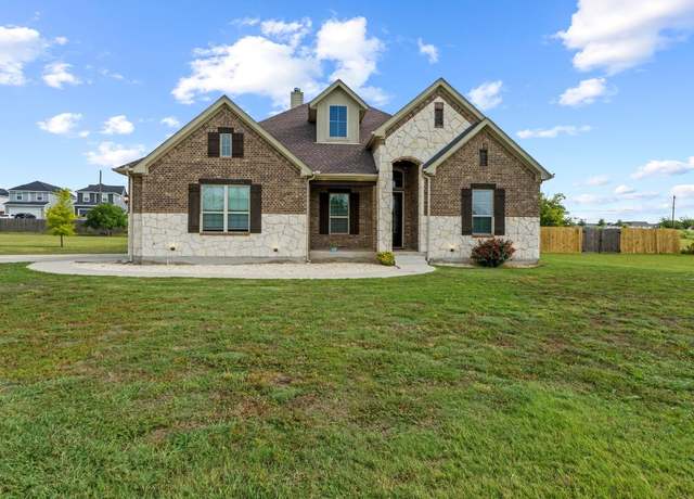 Property at 200 Tate Ln, Round Rock, TX 78626, 4 beds, 3 baths