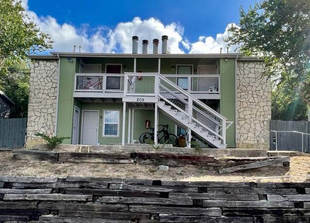 Property at 809 Bracewood Cir, San Marcos, TX 78666, 8 beds, 4 baths