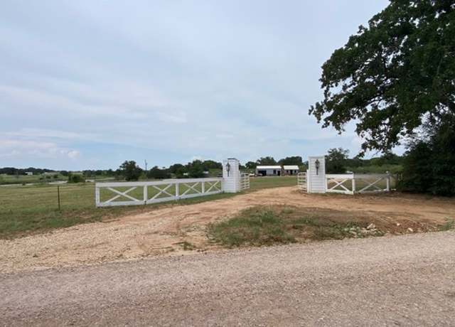 Property at 1530 County Road 310, Lexington, TX 78947