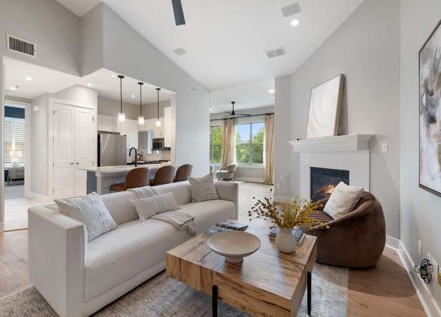 Property at 2216 Thornton Rd #431, Austin, TX 78704, 1 bed, 1 bath