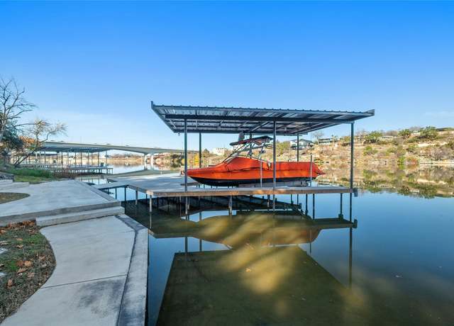 Property at 120 Los Escondidos St, Marble Falls, TX 78654, 2 beds, 2 baths