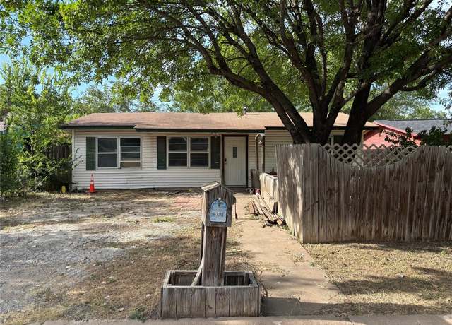 Property at 6706 Cruz St, Austin, TX 78741, 3 beds, 1 bath