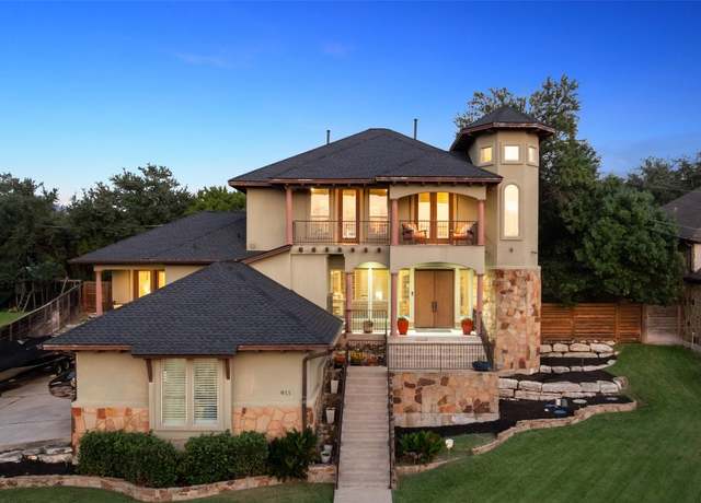 Property at 911 Ottawa Dr, Austin, TX 78733, 4 beds, 3.5 baths