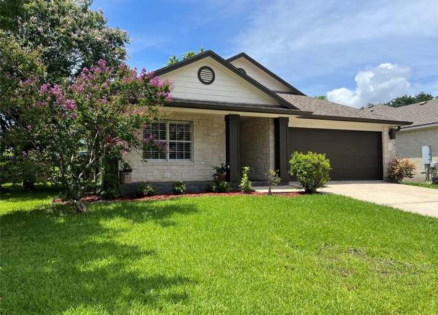 Property at 12048 Battle Bridge Dr, Austin, TX 78748, 3 beds, 2 baths
