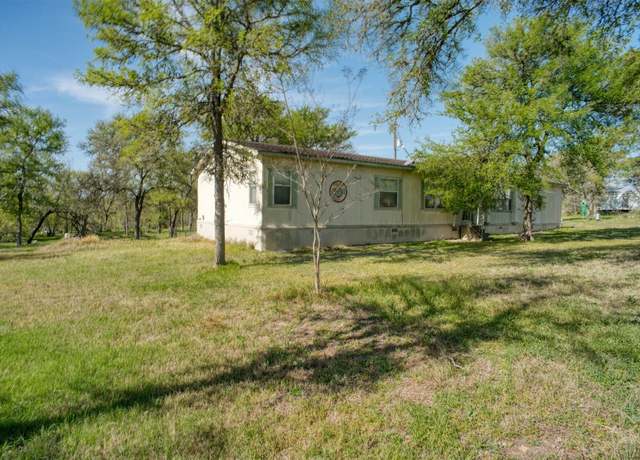 Property at 133 Mark Adams Rd, Del Valle, TX 78617, 4 beds, 2.5 baths