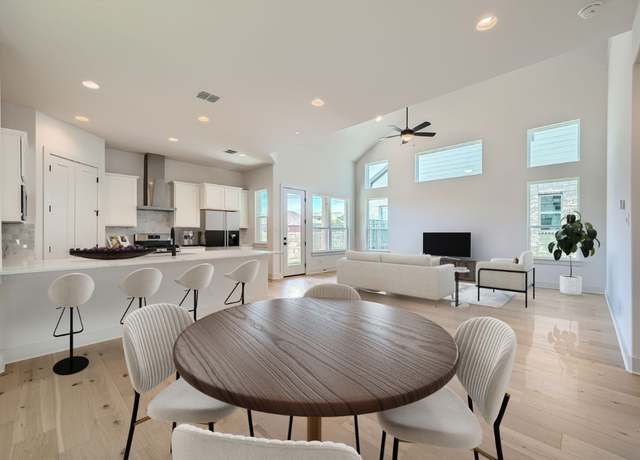 Property at 1531 N Red Bud Ln #33, Round Rock, TX 78665, 4 beds, 3 baths
