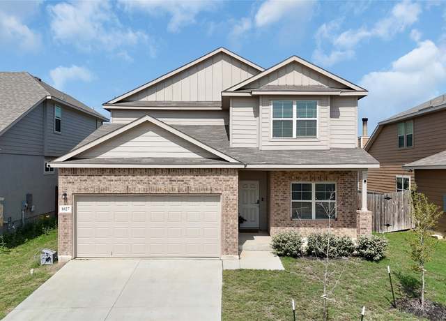 Property at 1027 Slight St. St, New Braunfels, TX 78130, 4 beds, 2.5 baths