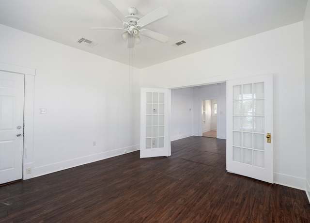 Property at 1205 E 12th St, Austin, TX 78702, 1 bed, 1 bath