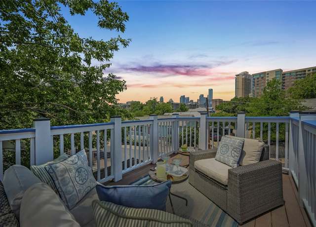 Property at 1169 Curve St, Austin, TX 78702, 2 beds, 1 bath