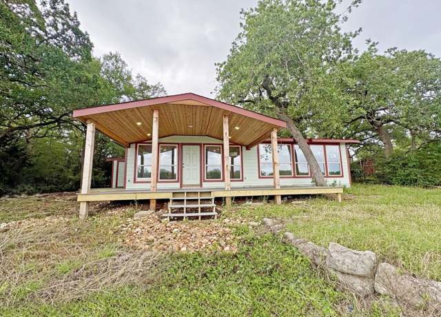 Property at 106 Caddo, Smithville, TX 78957, 2 beds, 1 bath