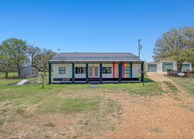 Property at 1025 County Road 454, Lincoln, TX 78948, 5 beds, 3.5 baths