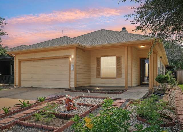 Property at 9316 Brents Elm Dr, Austin, TX 78744, 4 beds, 2 baths