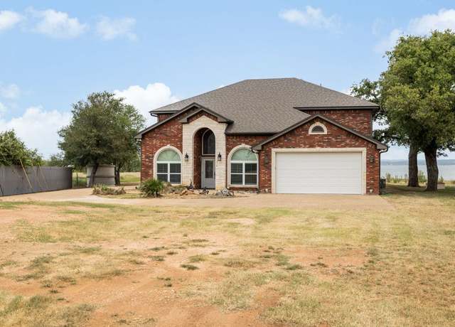 Property at 210 Lariat Ln, Burnet, TX 78611, 6 beds, 5 baths