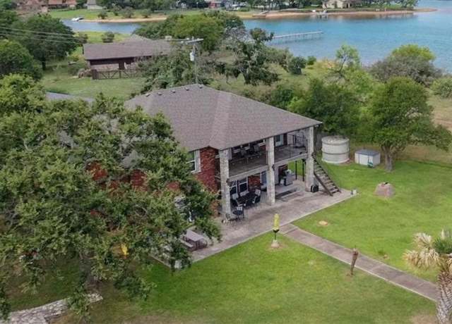 Property at 210 Lariat Ln, Burnet, TX 78611, 6 beds, 5 baths