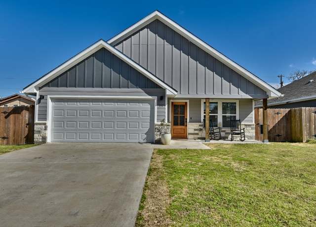 Property at 350 Edgewood Ave, Giddings, TX 78942, 3 beds, 2 baths