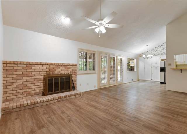Property at 2532 Stoutwood Cir, Austin, TX 78745, 2 beds, 2 baths