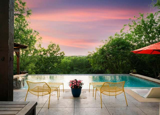 Property at 2004 Westridge Dr, Austin, TX 78704, 4 beds, 3.5 baths