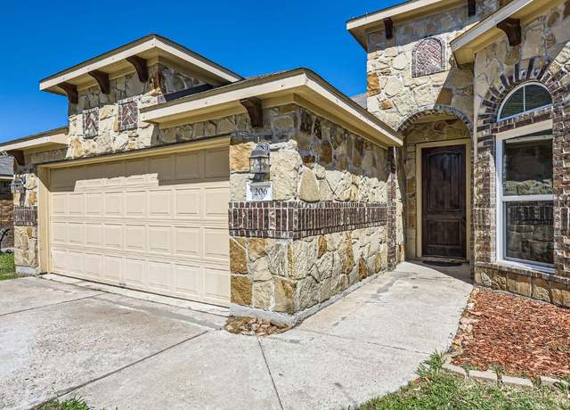 Property at 206 Swenson Dr, Hutto, TX 78634, 4 beds, 3 baths
