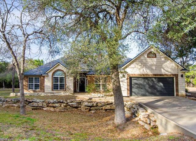 Property at 2808 Autumn Cv, Belton, TX 76513, 5 beds, 3 baths
