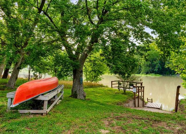 Property at 235 El Camino River Rd, Bastrop, TX 78602, 5 beds, 2 baths