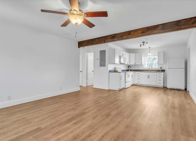 Property at 1641 Post Rd, New Braunfels, TX 78130, 2 beds, 1 bath