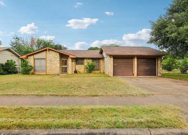 Property at 5400 Salem Hill Dr, Austin, TX 78745, 3 beds, 2 baths