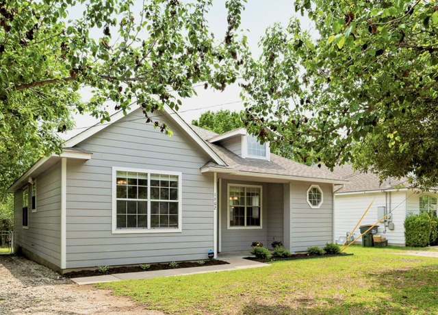 Property at 1602 E 19th St, Georgetown, TX 78626, 3 beds, 2 baths